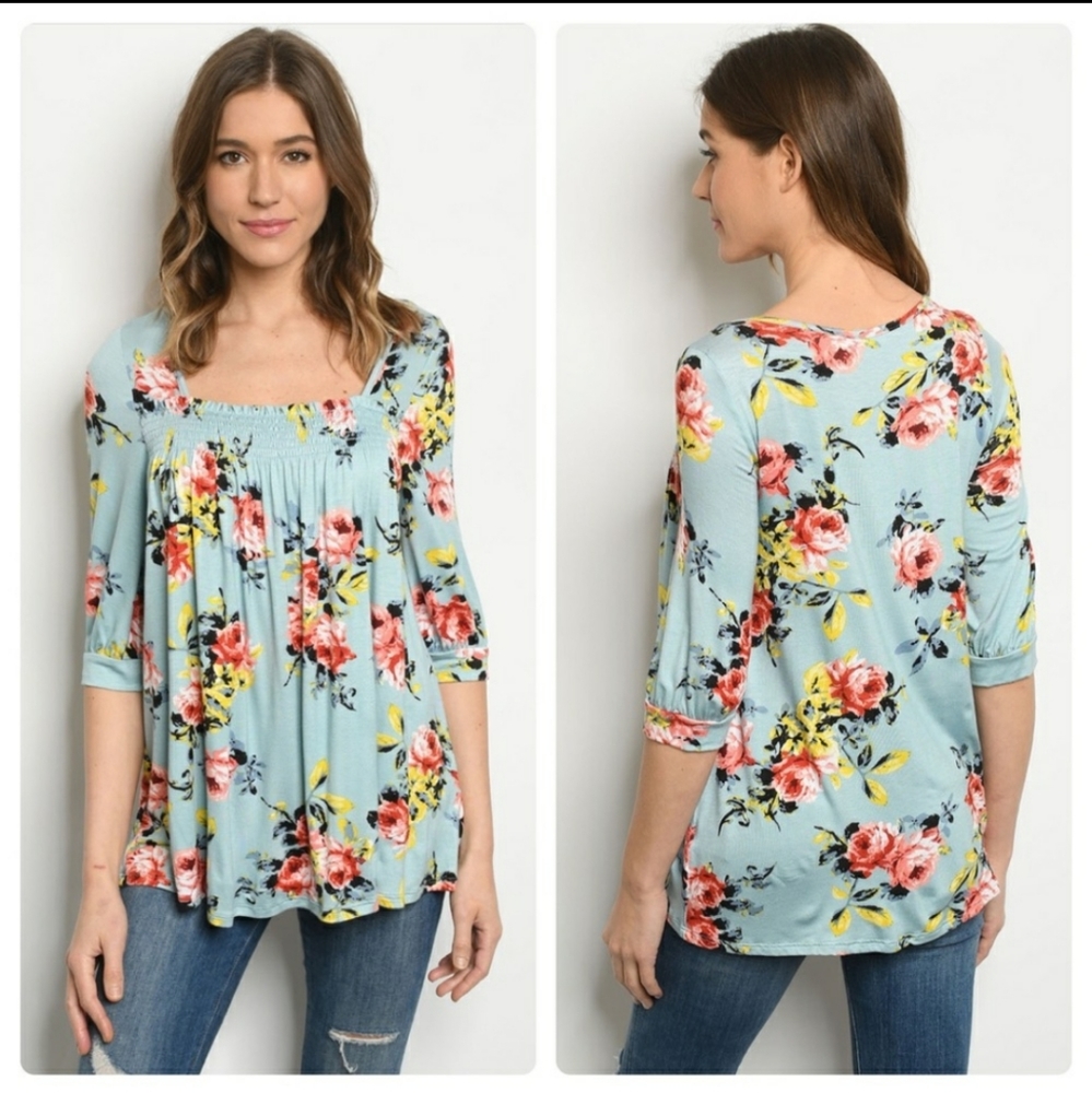 Blue floral top